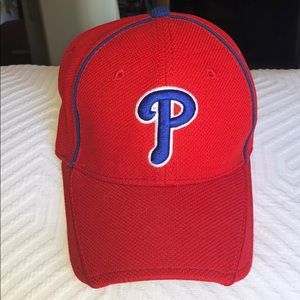 NWT Philadelphia Phillies Hat L/XL